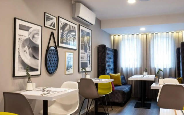 V Boutique Hotel