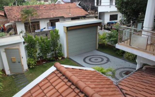 Paradise Hostel Negombo