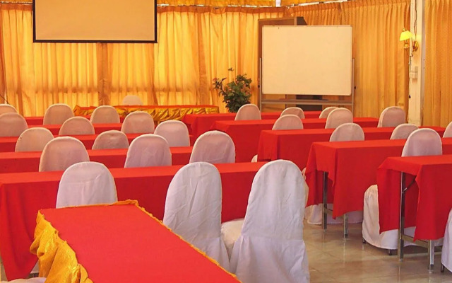 U-Sa Family Hotel