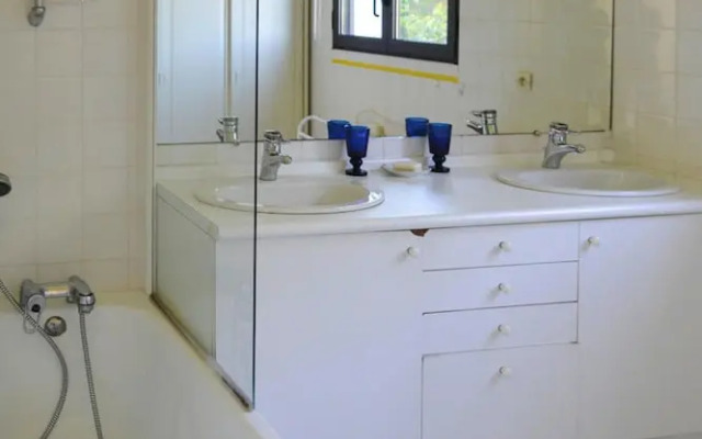 Villa in Plougasnou With Stunning Sea Views