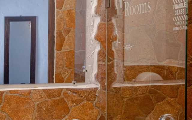 Nikikot Hotel and Hostal Food & Drink