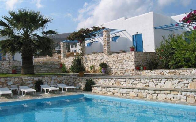 Drios Paros Luxury Hotel