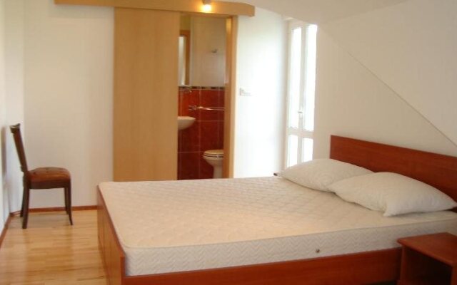 Apartments & Rooms Villa Lucija