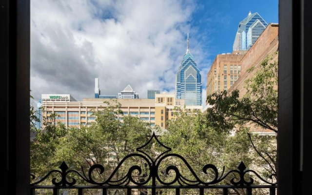 Sosuite at French Quarters - Rittenhouse Square