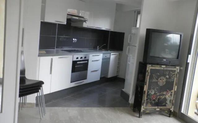 Nice Flat With Gardens 10 Mns Croisett