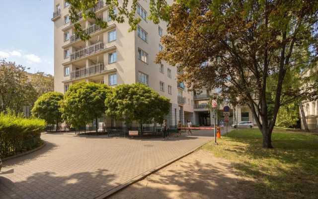 Elektoralna Studio for 3 (A2)