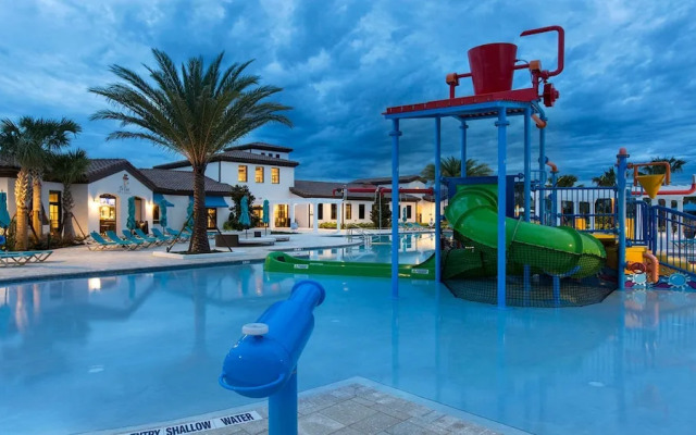 Special Offer Spacious Home With Pool!
