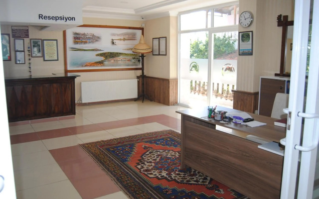 Cunda Hotel Ezer