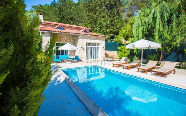 Villa Kaputas 2 by Akdenizvillam