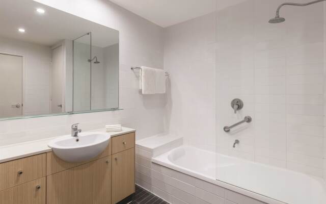 Adina Apartment Hotel Perth - Barrack Plaza