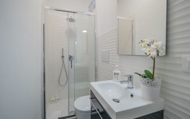 Recanissu Apartment With Balcony & Ac