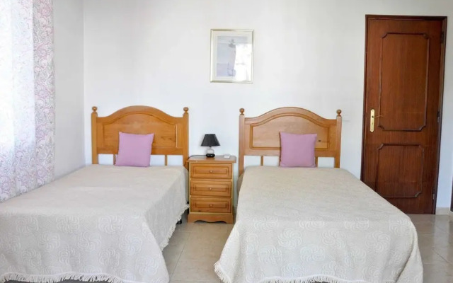 Spacious Holiday Home in Vilamoura With Private Pool