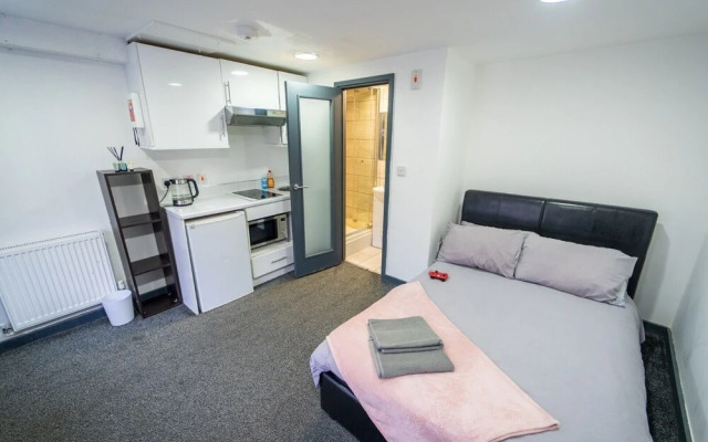 Spacious 1-bed Studio in Birmingham