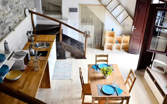 JOIVY Grandpa Rock House