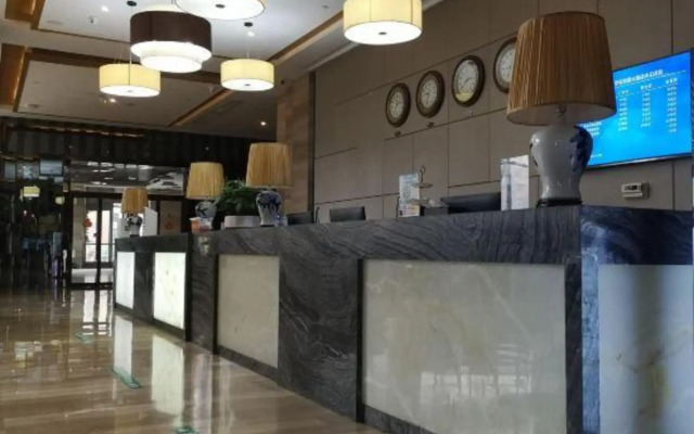 Hewitt Grand Hotel