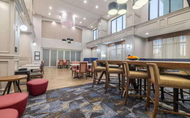 Hampton Inn & Suites Brenham
