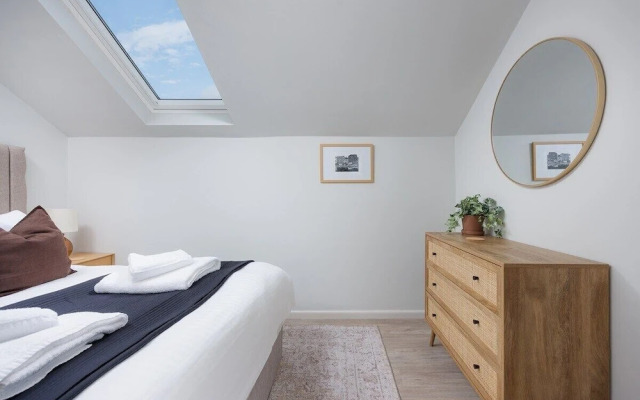 Luxury Penthouse 2 bed Apartment