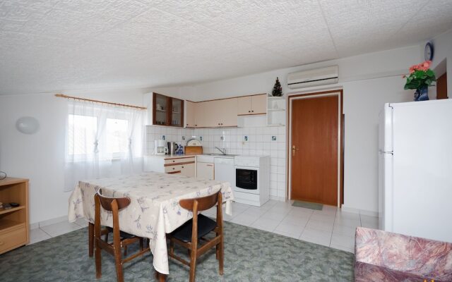 Apartments and Rooms Kata