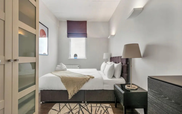 Three Bedroom Apartment in City Reach