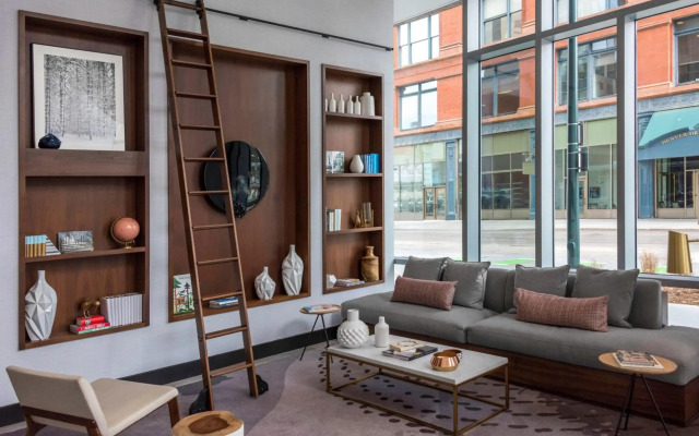 Le Meridien Denver Downtown