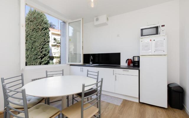 SuperCannes Center - Parking - Spacieux 70 Metres - Clim - Wifi