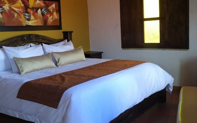 Hotel Las Rocas Resort