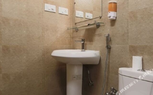 OYO 19968 Hotel Gulmohar Grand