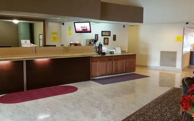 Super 8 Waukesha