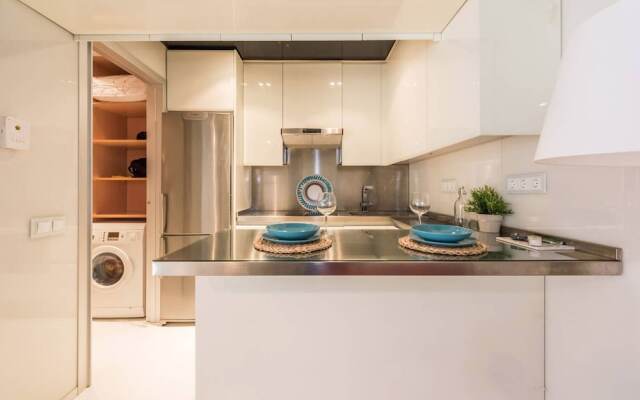 Puerta de Hierro Design Duplex I by My City Home