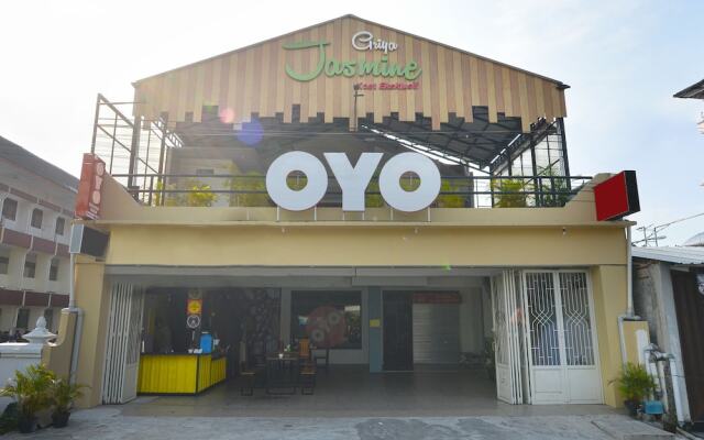 Oyo 745 Griya Jasmine Syariah