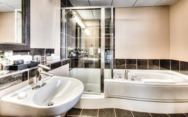Podollan Inn & Spa Grande Prairie