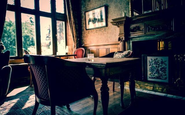 Kildrummy Park Castle Hotel