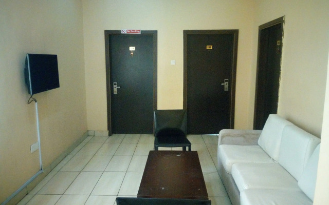 Peak Court Hotels