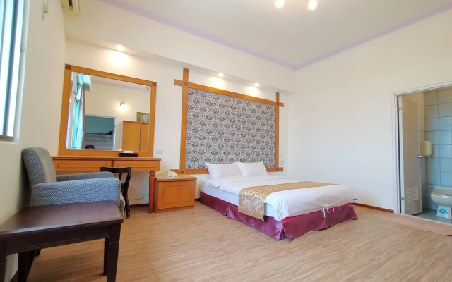 Tau Tau Chu Hotel