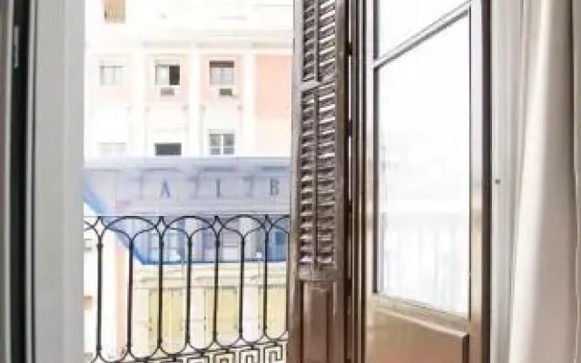Calle Paz 4