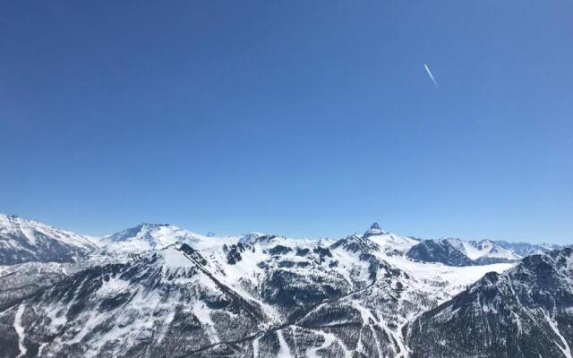 L'Alpi Cozie, rénové en 2020, pied des pistes et spa