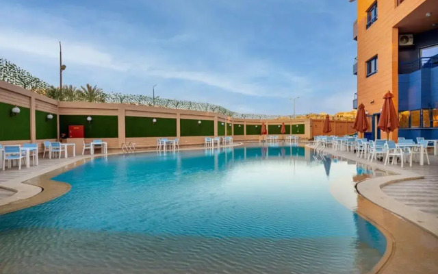 Royal Day Plaza Hotel