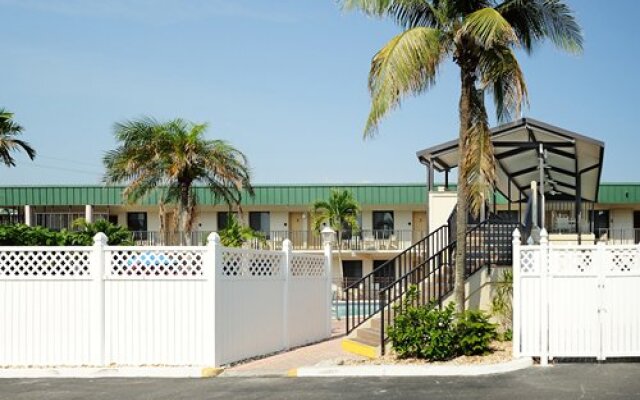 Estero Island Beach Club