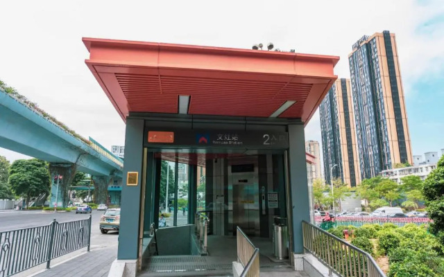 Homeinn · neo (Xiamen Railway Station Wànxiàngchéng)