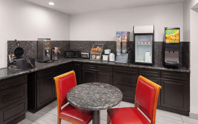 Super 8 Romeoville Bolingbrook