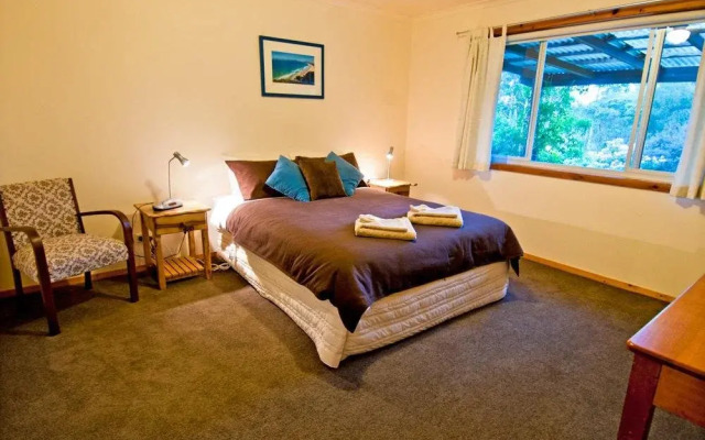 Seaview Retreat on Bruny Island