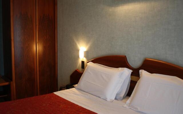 Hotel Sunflower