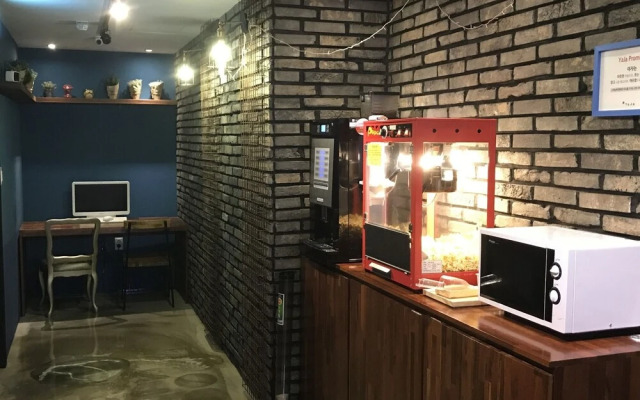 Changwon Sangnamdong Yaja
