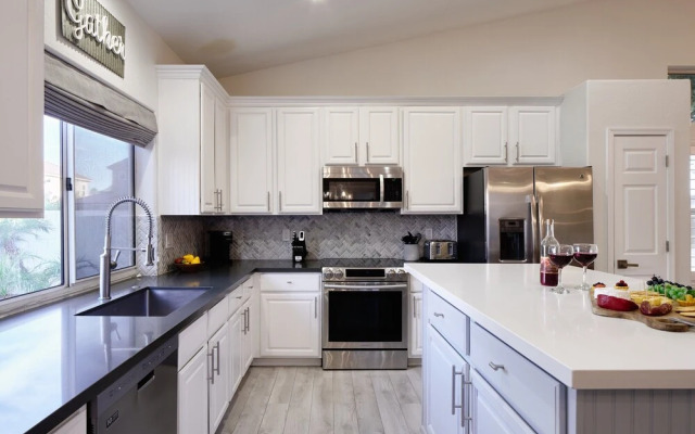 Arabian Nights - Private Pool - Hot Tub - Games!