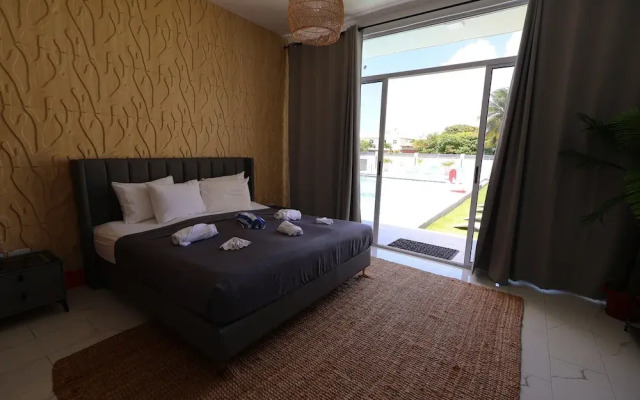 PARIS Villas Tropical Suite