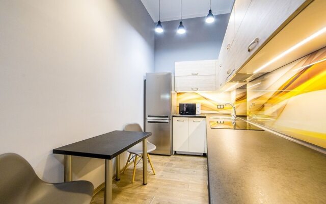 Apart-hotel on sqr. Market