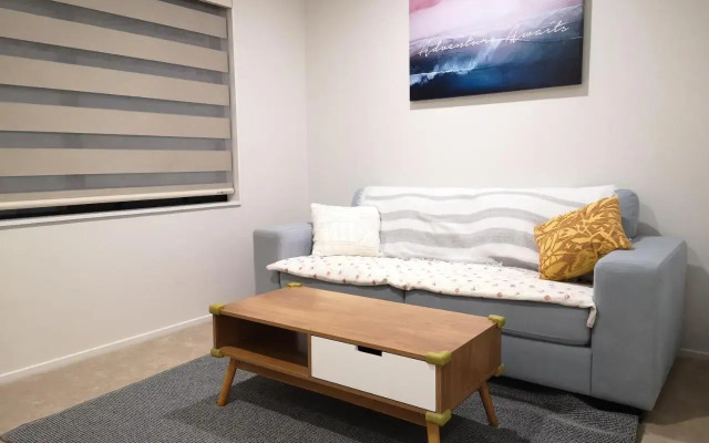 Orewa Lovely Cozy Home