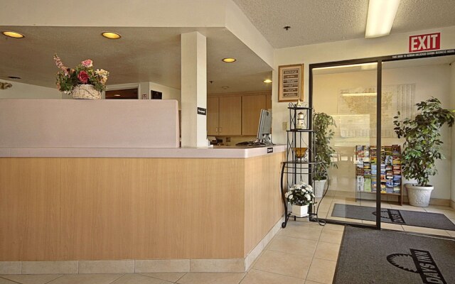 Days Inn Fresno South
