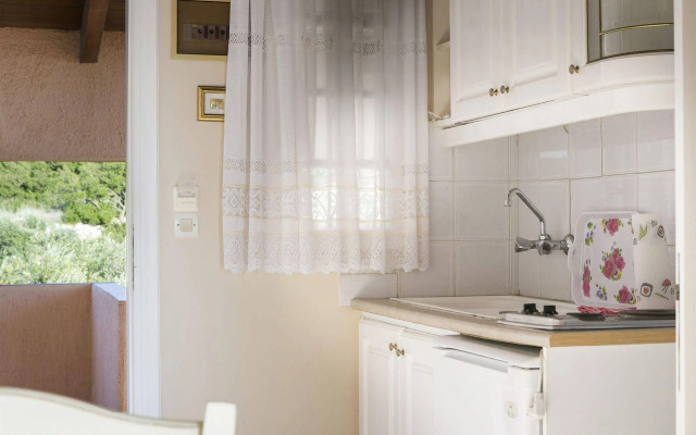 Panorama Fanari Studios & Apartments