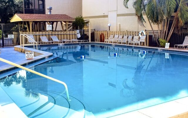 Bay Oaks C Ground Floor